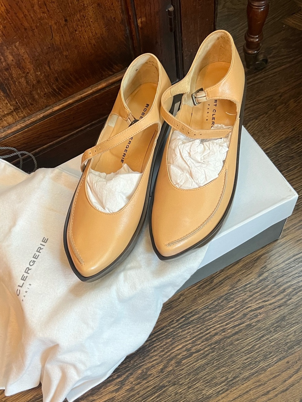 New.Rare. Robert Clergerie Leather Mary Jane Flats with Strap • 6 - Picture 2 of 9